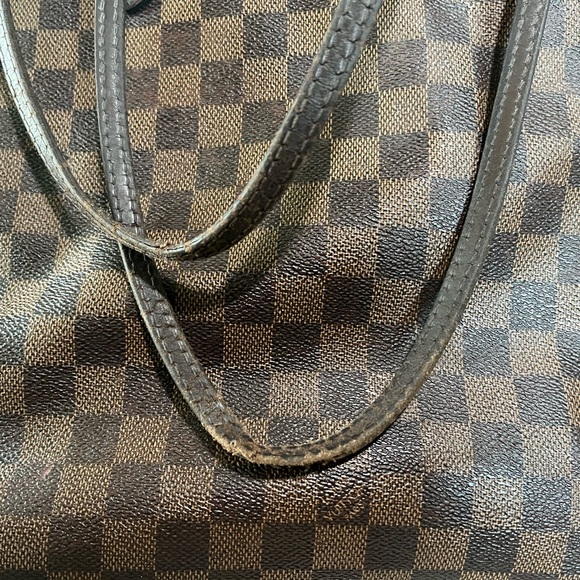 Authentic LV - Picture 2 of 3